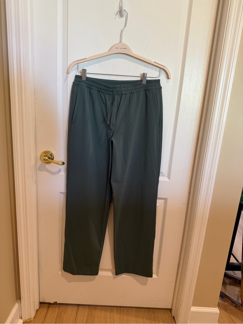 Women’s Casual Drawstring Pants in Deep Green